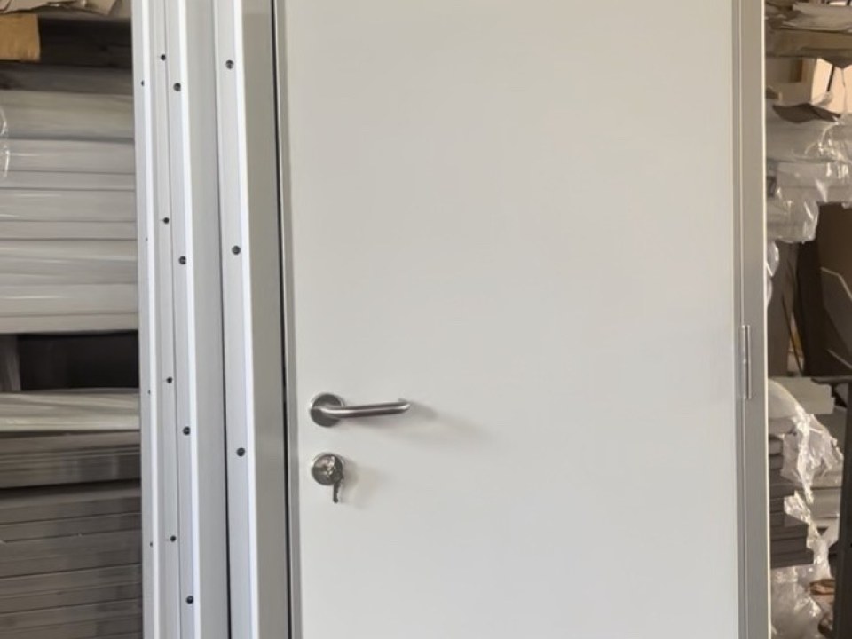 Clean room door
