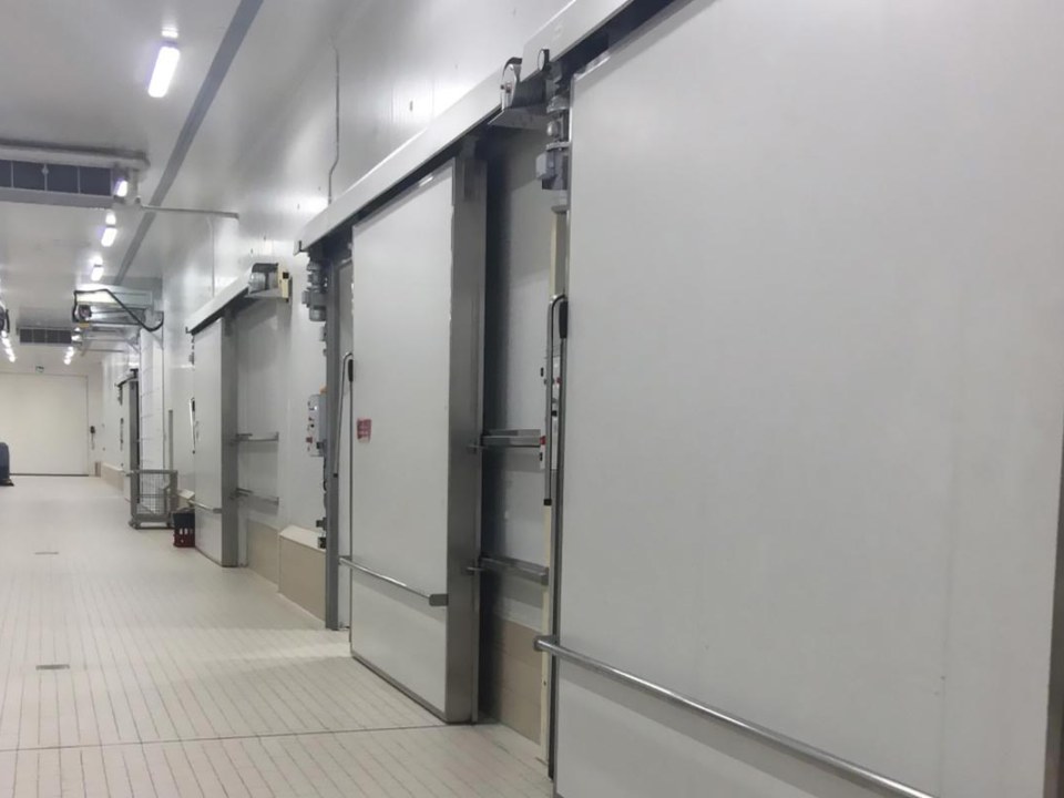 Θάλαμοι ψύξης για γαλακτοβιομηχανές & μονάδες επεξεργασίας τροφίμων